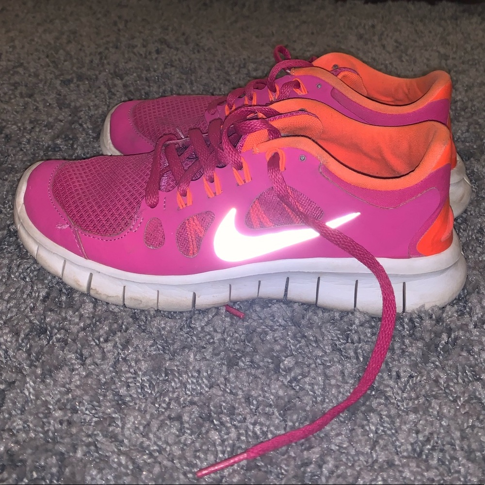 NIKE sneakers